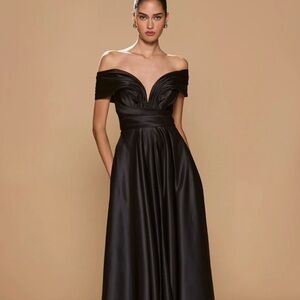 Chic Strapless Black Evening Gown